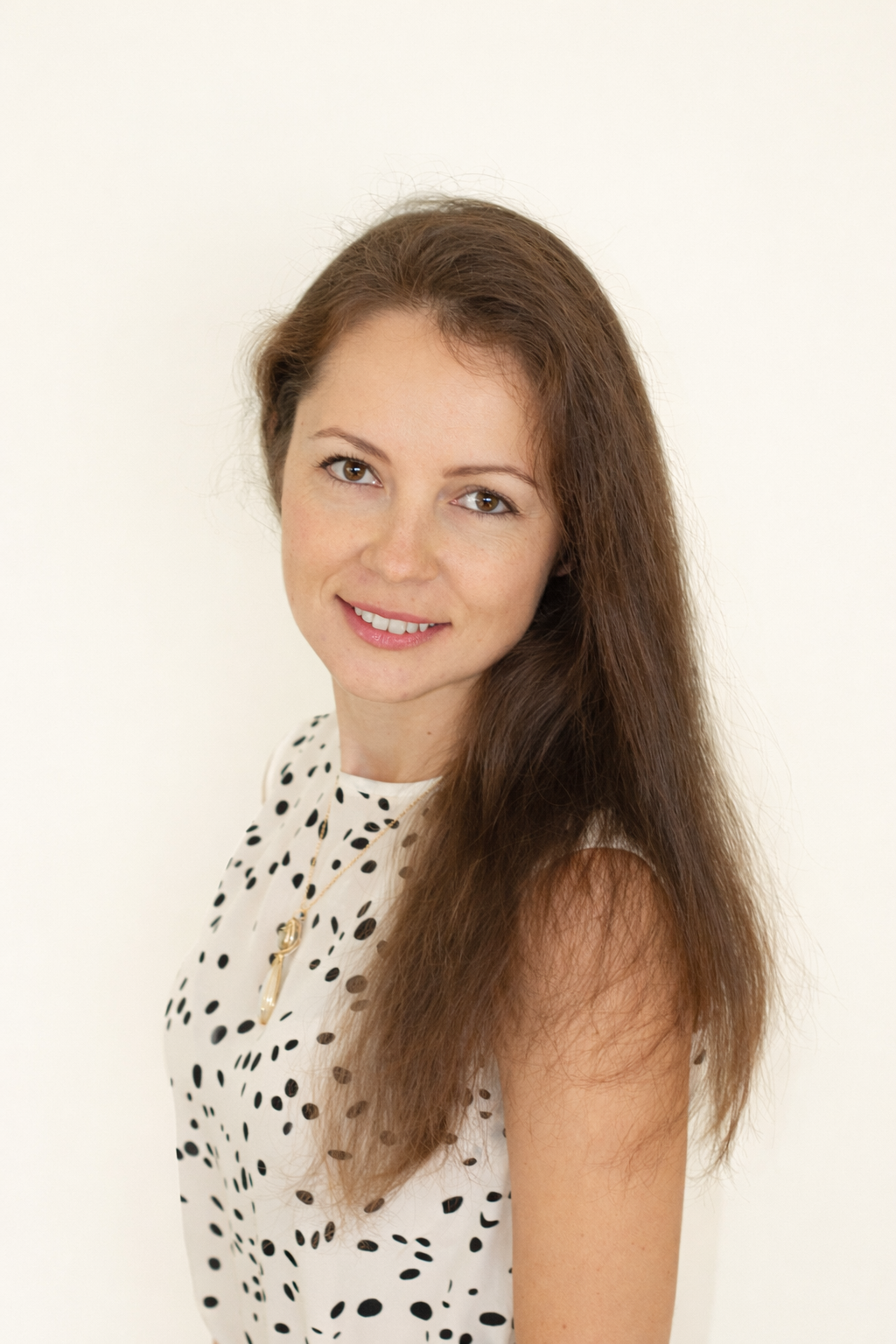 Anna Volkova, Chinese herbal medicine and acupuncture practitioner in New Jersey